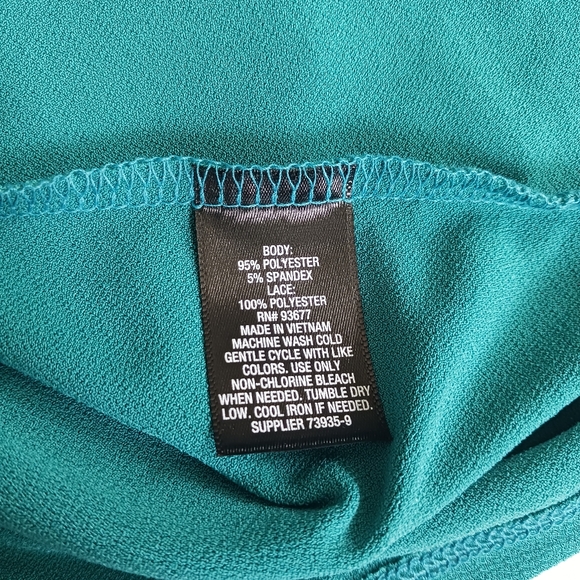 Worthington • Women's Plus Size Knit Lace Detail Flutter Sleeve Tunic Blouse - Picture 10 of 16